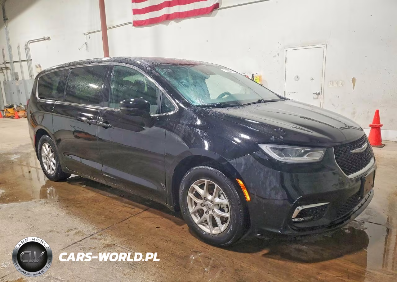 2025 Chrysler Pacifica Select VIN:2C4RC1BG4SR507507 - 4