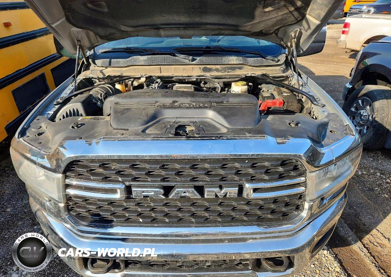 2023 Ram 3500 VIN:3C63RRHL4PG644961 - 12