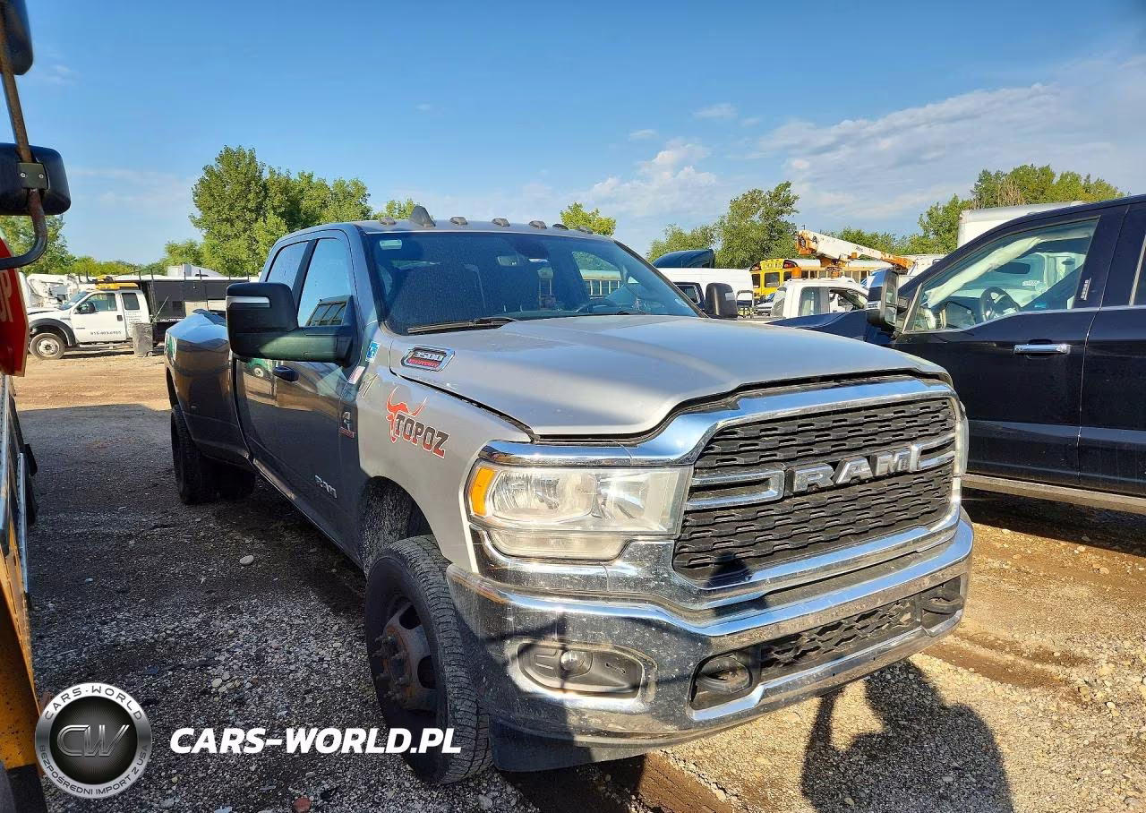 2023 Ram 3500 VIN:3C63RRHL4PG644961 - 4