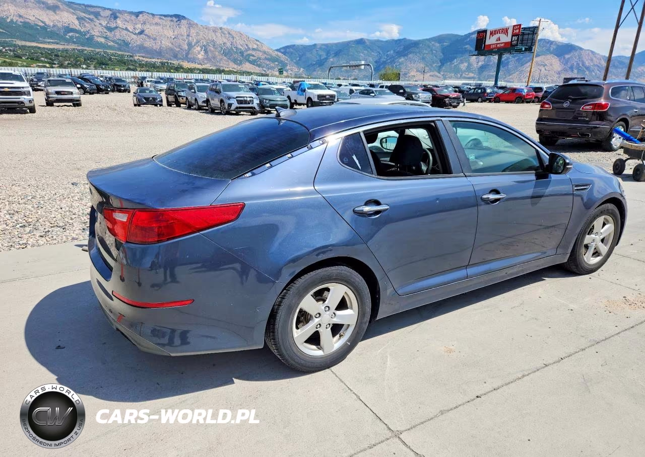 2015 Kia Optima Lx VIN:5XXGM4A71FG483639 - 3