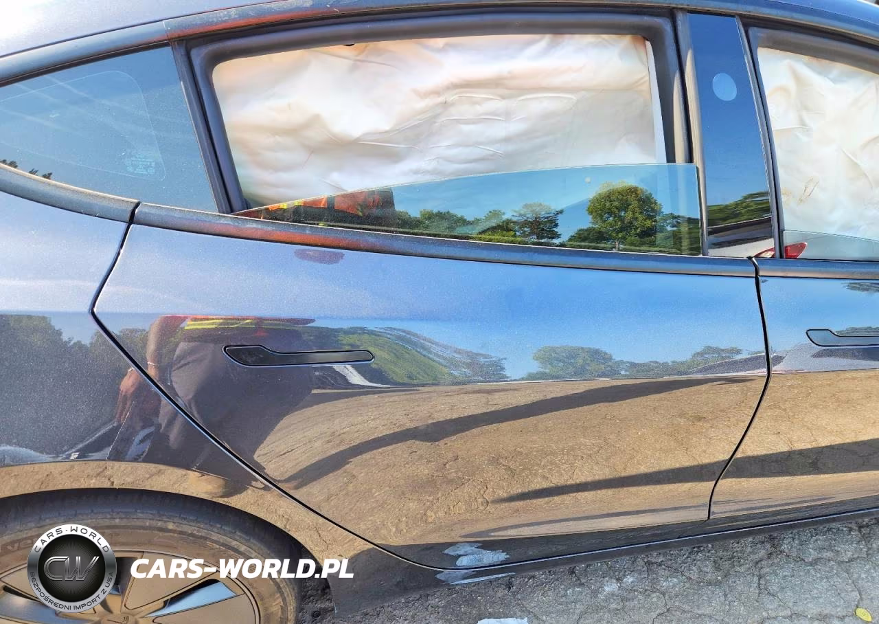 2024 Tesla Model 3 VIN:5YJ3E1EA7RF739743 - 10