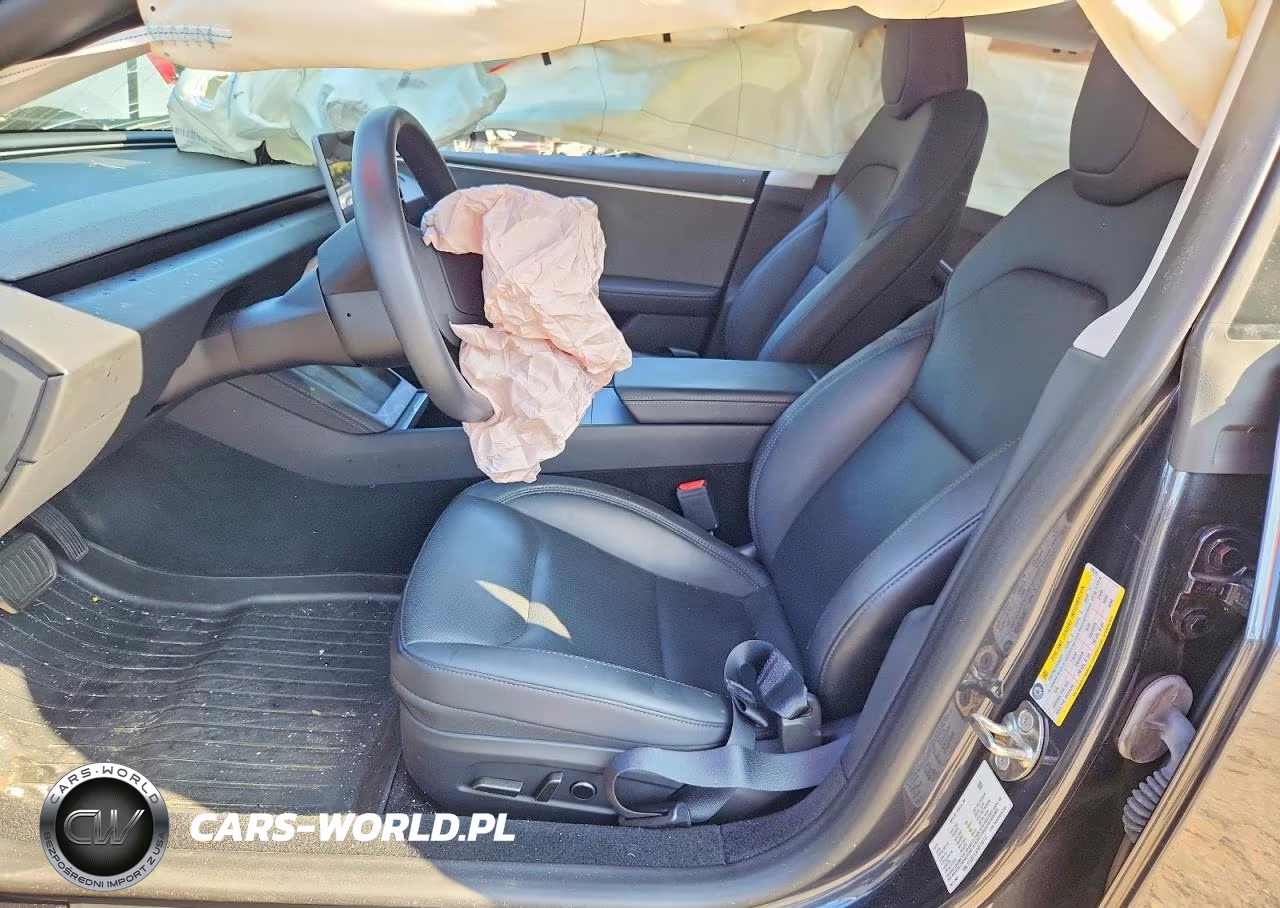 2024 Tesla Model 3 VIN:5YJ3E1EA7RF739743 - 7