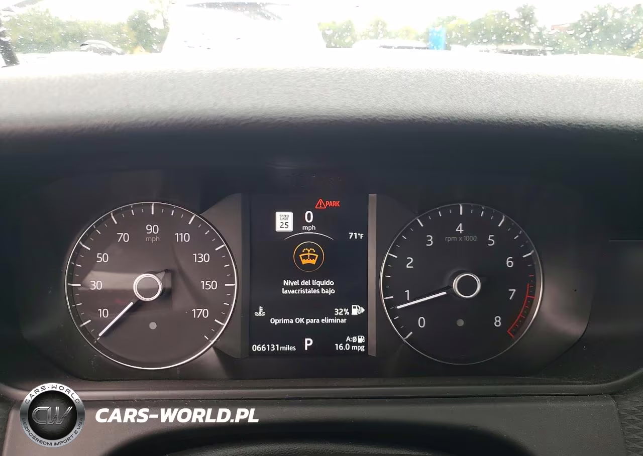 2018 Land Rover Range Rover Velar S VIN:SALYB2RVXJA739193 - 9