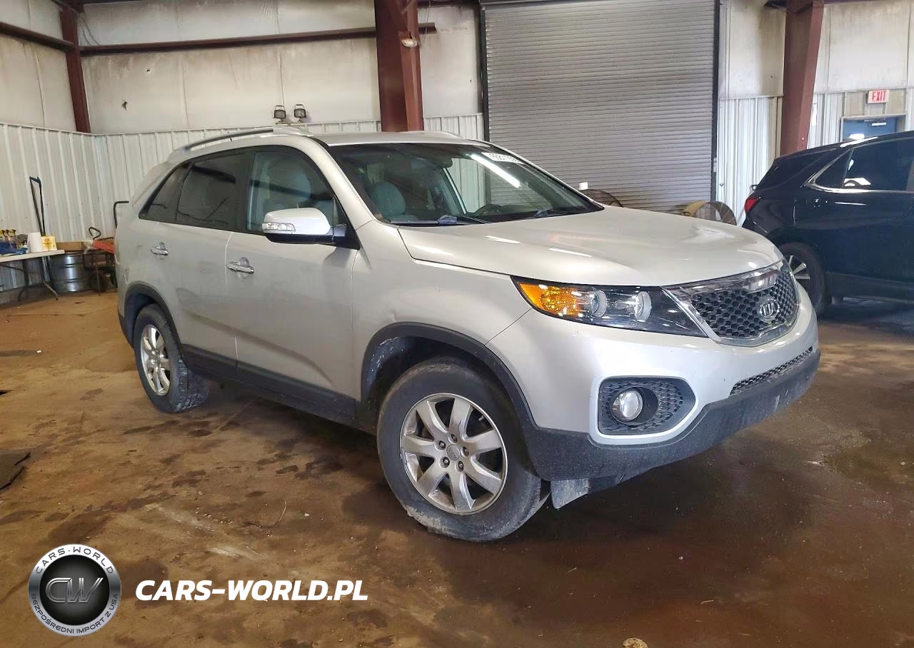 2013 Kia Sorento Lx VIN:5XYKT3A60DG410219 - 4