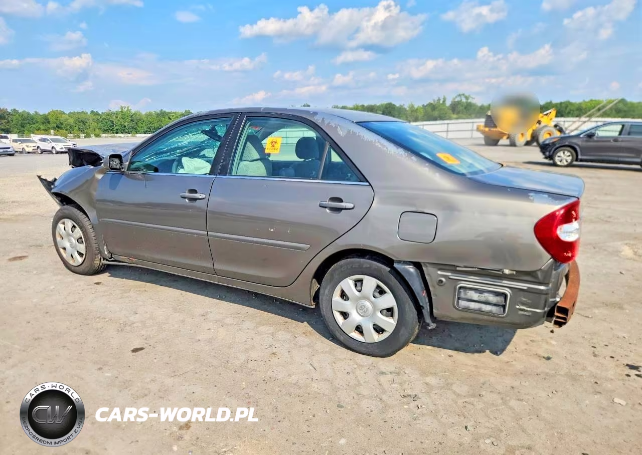 2002 Toyota Camry Le VIN:4T1BE32K72U549812 - 2