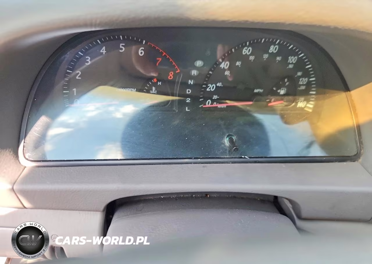 2002 Toyota Camry Le VIN:4T1BE32K72U549812 - 9