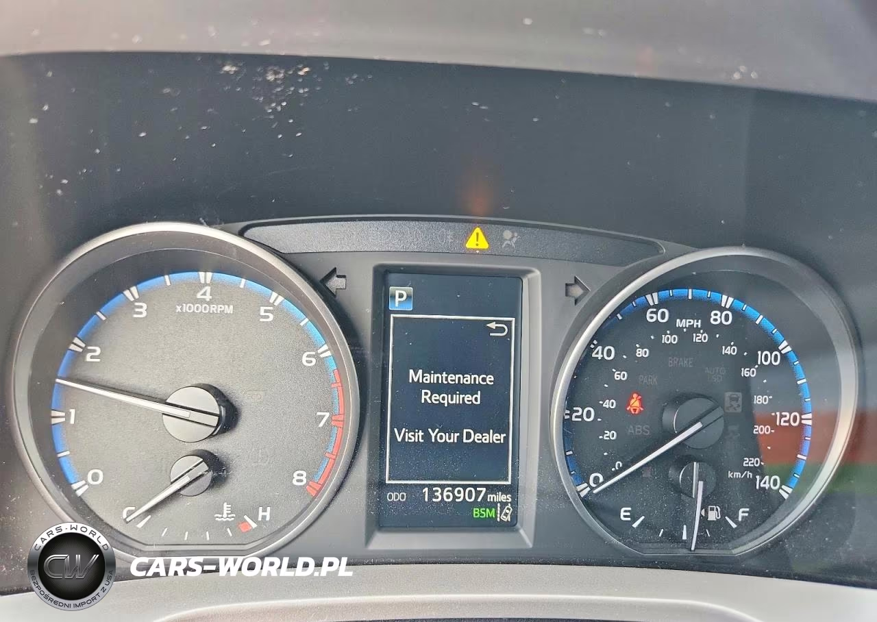 2018 Toyota Rav4 Xle VIN:JTMWFREV8JJ151911 - 9
