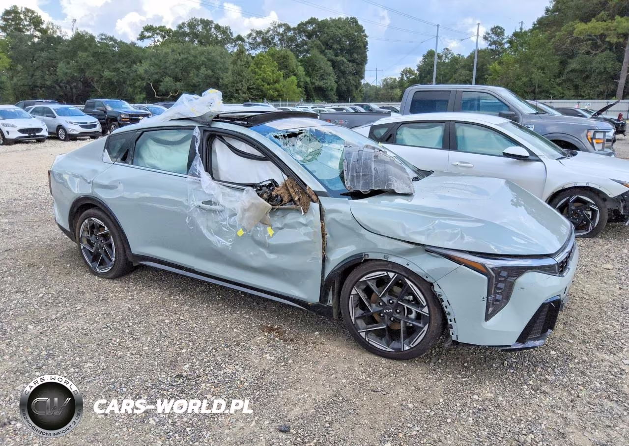 2025 Kia K4 Gt Line VIN:3KPFW4DE6SE250763 - 4