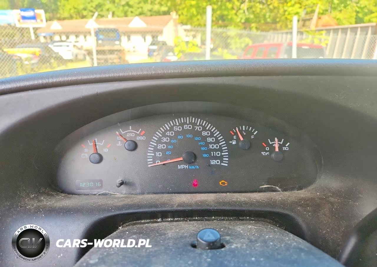 2001 Dodge Ram Van B2500 VIN:2B7JB21Y61K517947 - 9