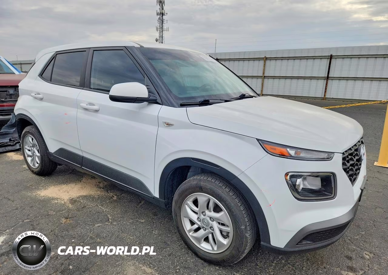2021 Hyundai Venue Se VIN:KMHRB8A33MU063838 - 4