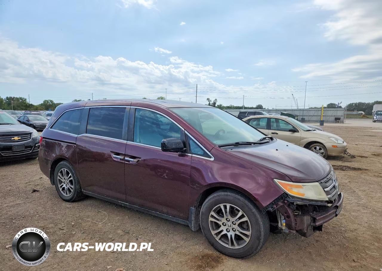 2012 Honda Odyssey Exl VIN:5FNRL5H68CB132899 - 4
