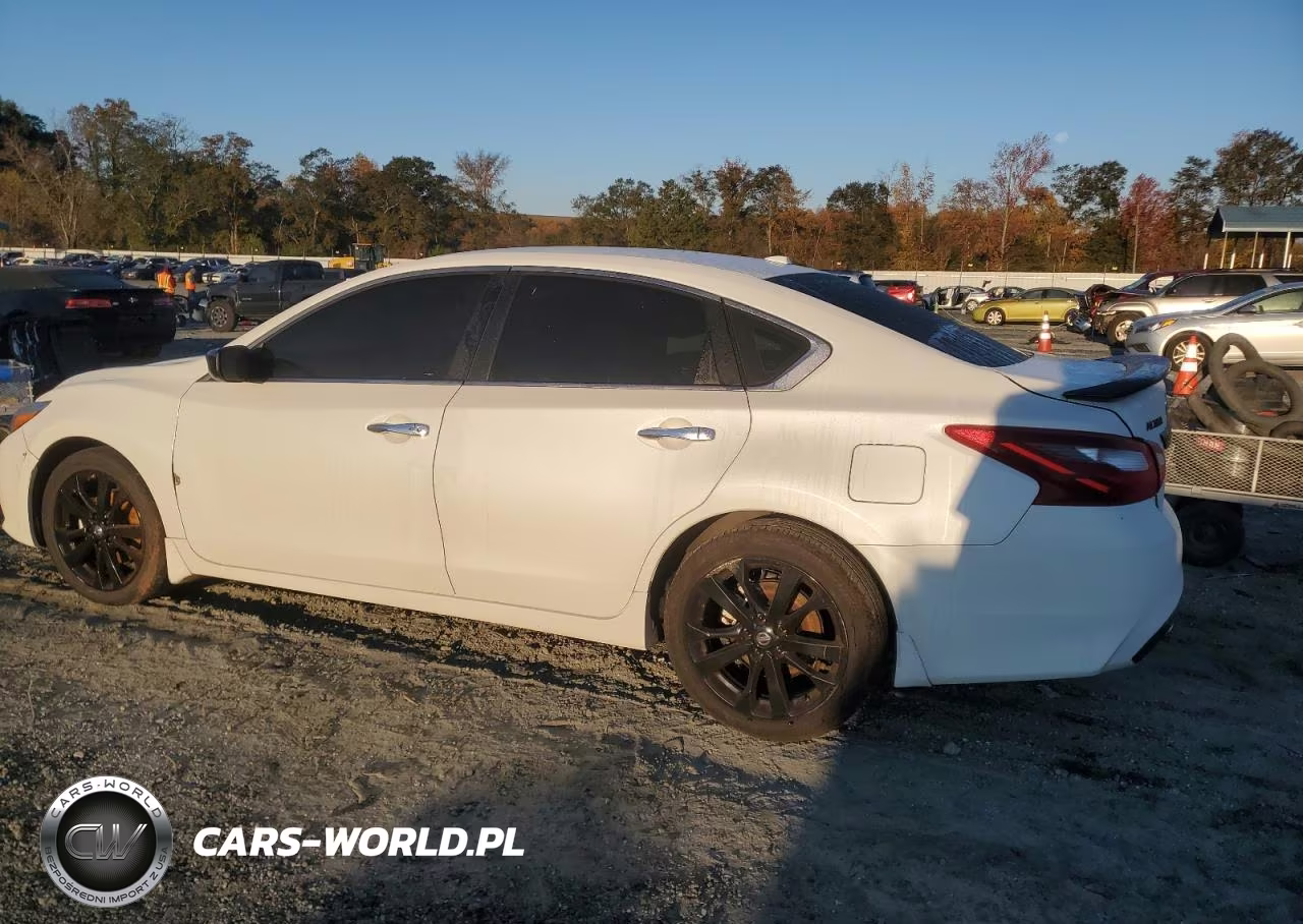 2018 Nissan Altima 2.5 VIN:1N4AL3AP7JC237163 - 2