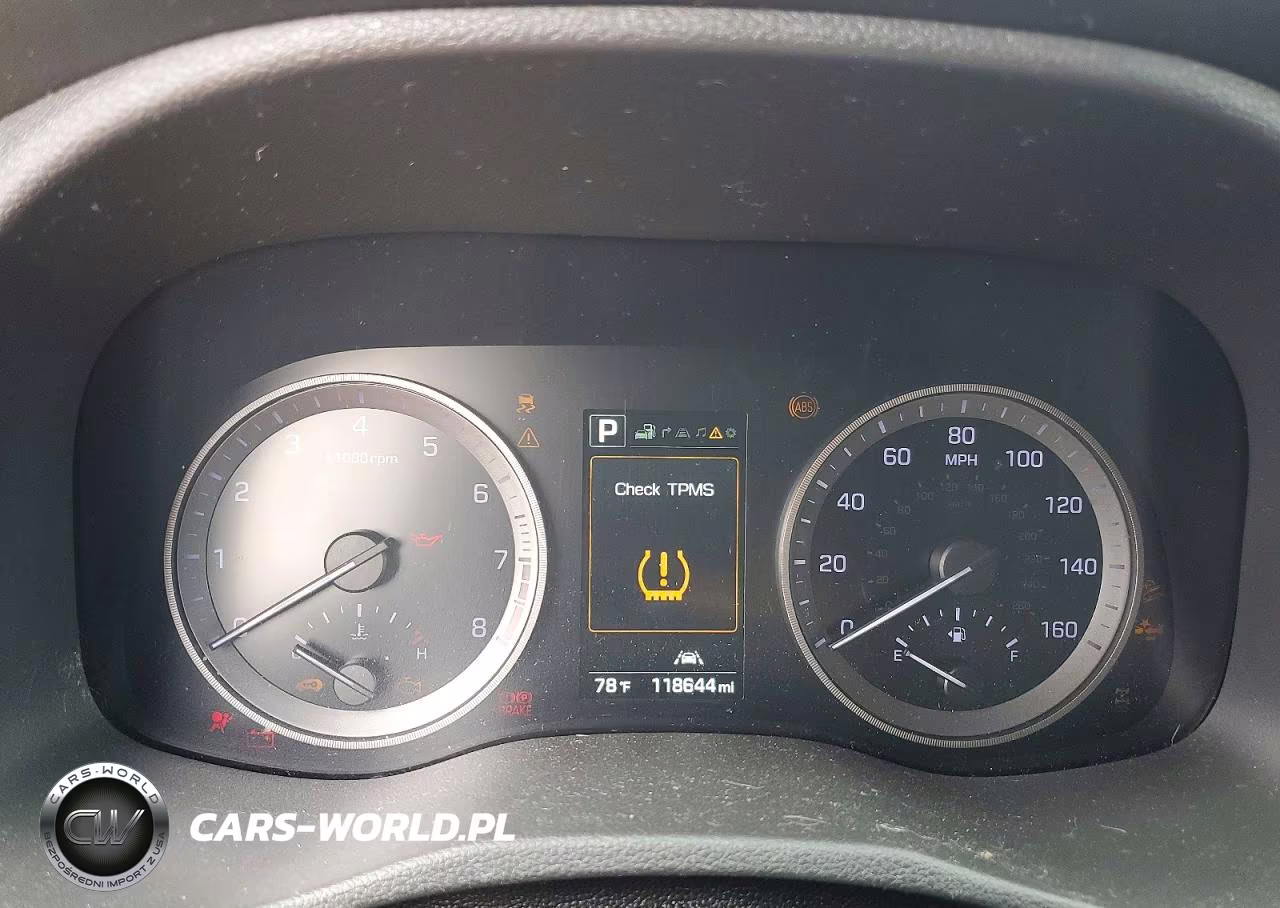 2016 Hyundai Tucson Limited VIN:KM8J3CA21GU236104 - 9