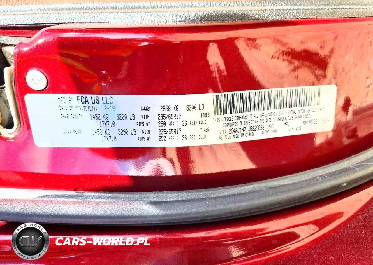 2018 Chrysler Pacifica Hybrid Limited VIN:2C4RC1N71JR229658 - 14