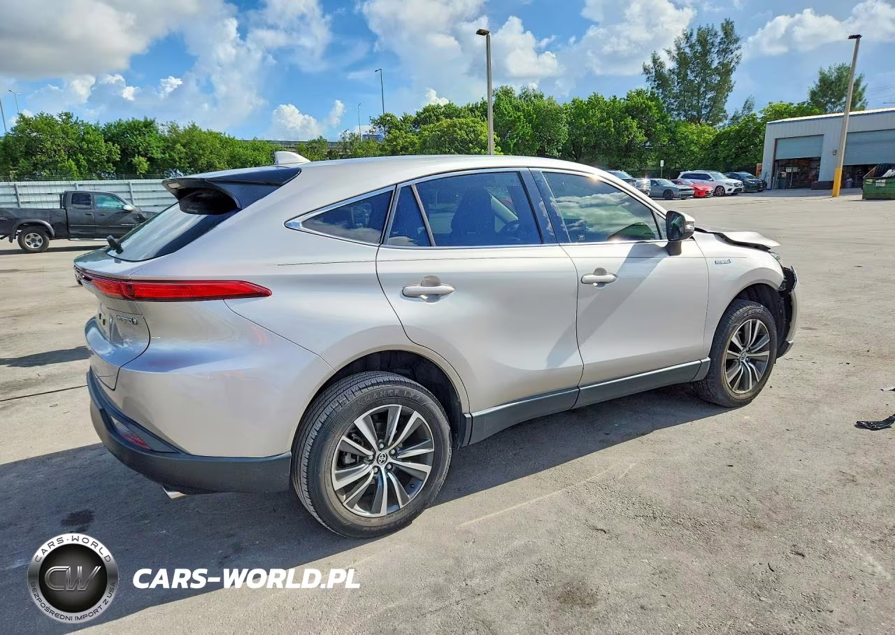 2021 Toyota Venza Le VIN:JTEAAAAH1MJ013248 - 3