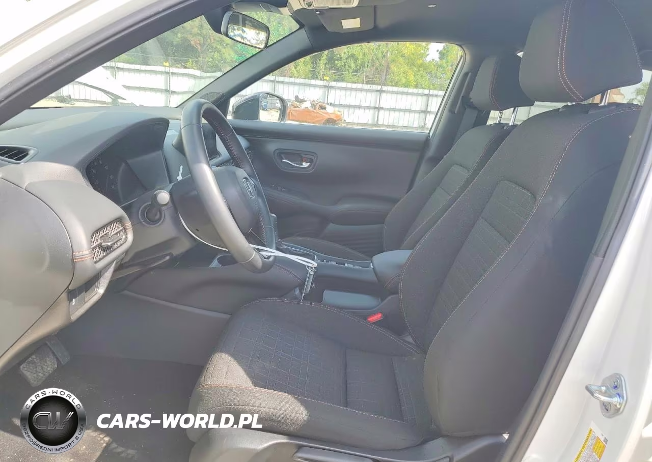 2026 Honda Hr-V Sport VIN:3CZRZ2H5XTM738876 - 7
