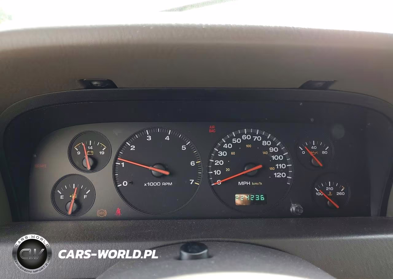 2000 Jeep Grand Cherokee Laredo VIN:1J4GW48SXYC322692 - 9