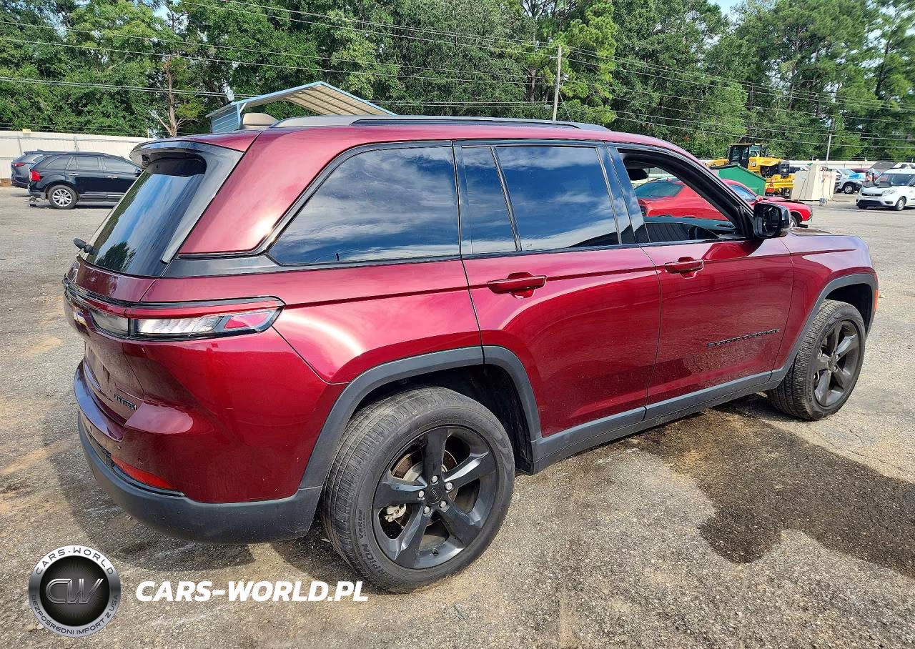 2023 Jeep Grand Cherokee Limited VIN:1C4RJGBG5PC525880 - 3