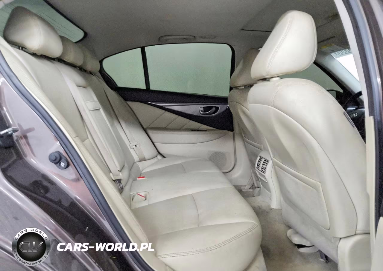 2016 Infiniti Q50 3.0T Premium VIN:JN1EV7ARXGM342672 - 10