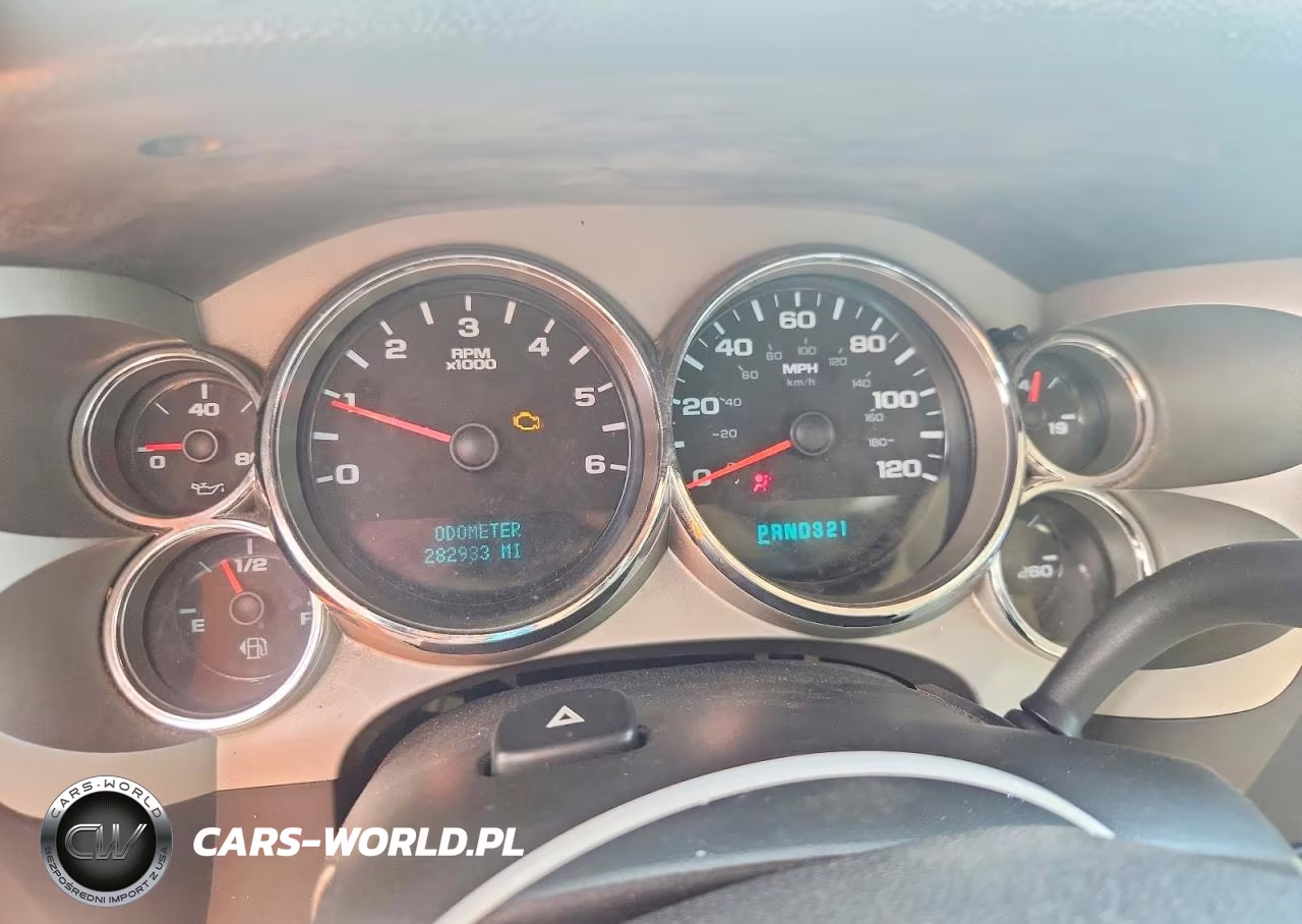 2008 Chevrolet Silverado C1500 VIN:3GCEC13J78G232271 - 9