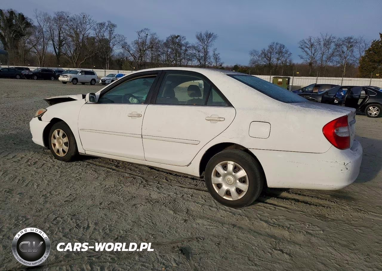 2002 Toyota Camry Le VIN:4T1BE32K92U020801 - 2