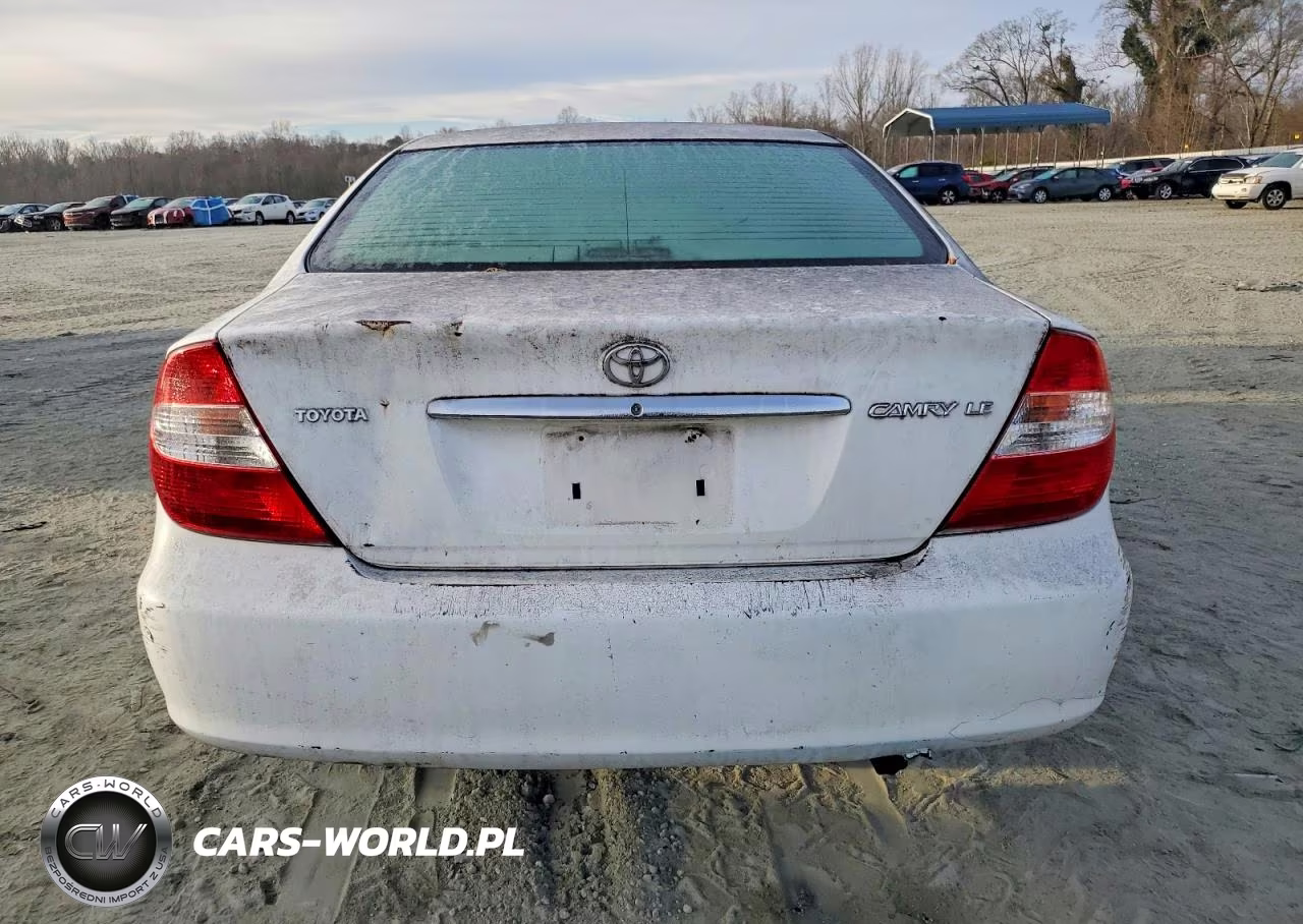 2002 Toyota Camry Le VIN:4T1BE32K92U020801 - 6