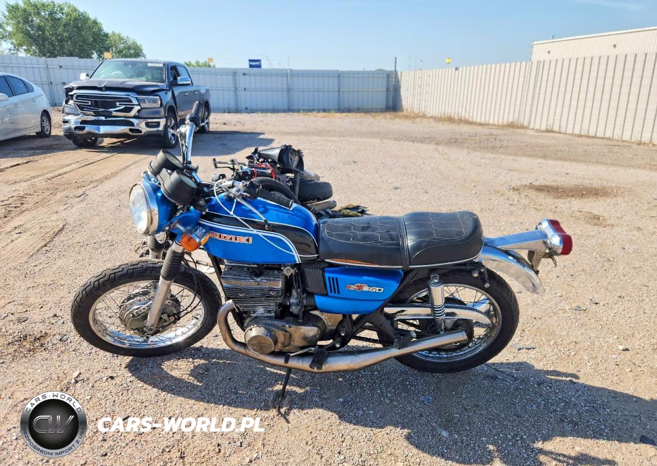 1972 Suzi Gt750J Lemans VIN:GT55015683 - 3