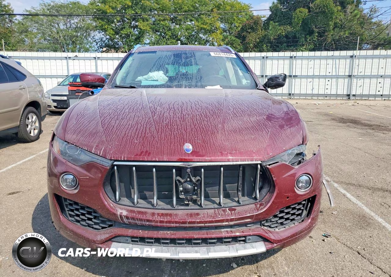 2017 Maserati Levante Luxury VIN:ZN661XUL1HX213996 - 5