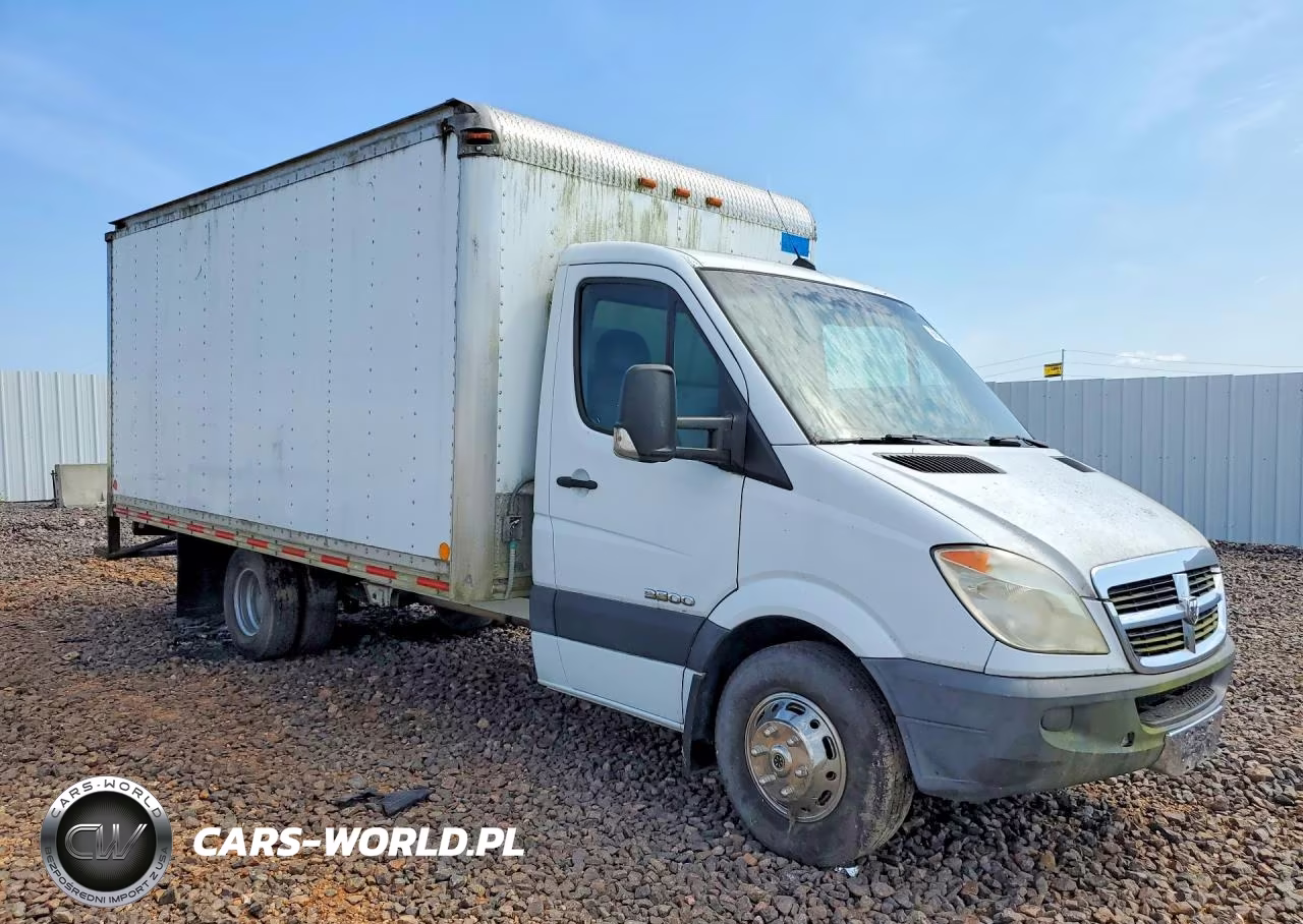 2007 Dodge Sprinter Box Truck VIN:WDXPF445X79333248 - 4