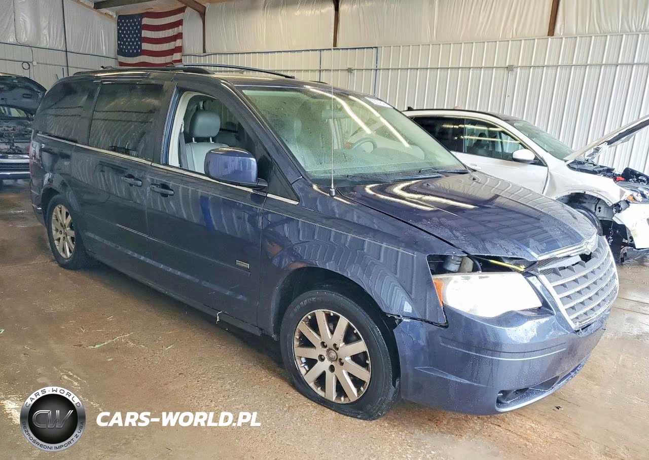 2008 Chrysler Town & Country Touring VIN:2A8HR54P18R842790 - 4