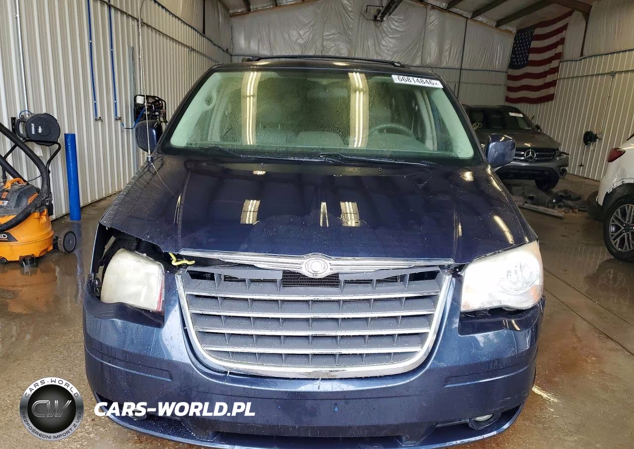 2008 Chrysler Town & Country Touring VIN:2A8HR54P18R842790 - 5