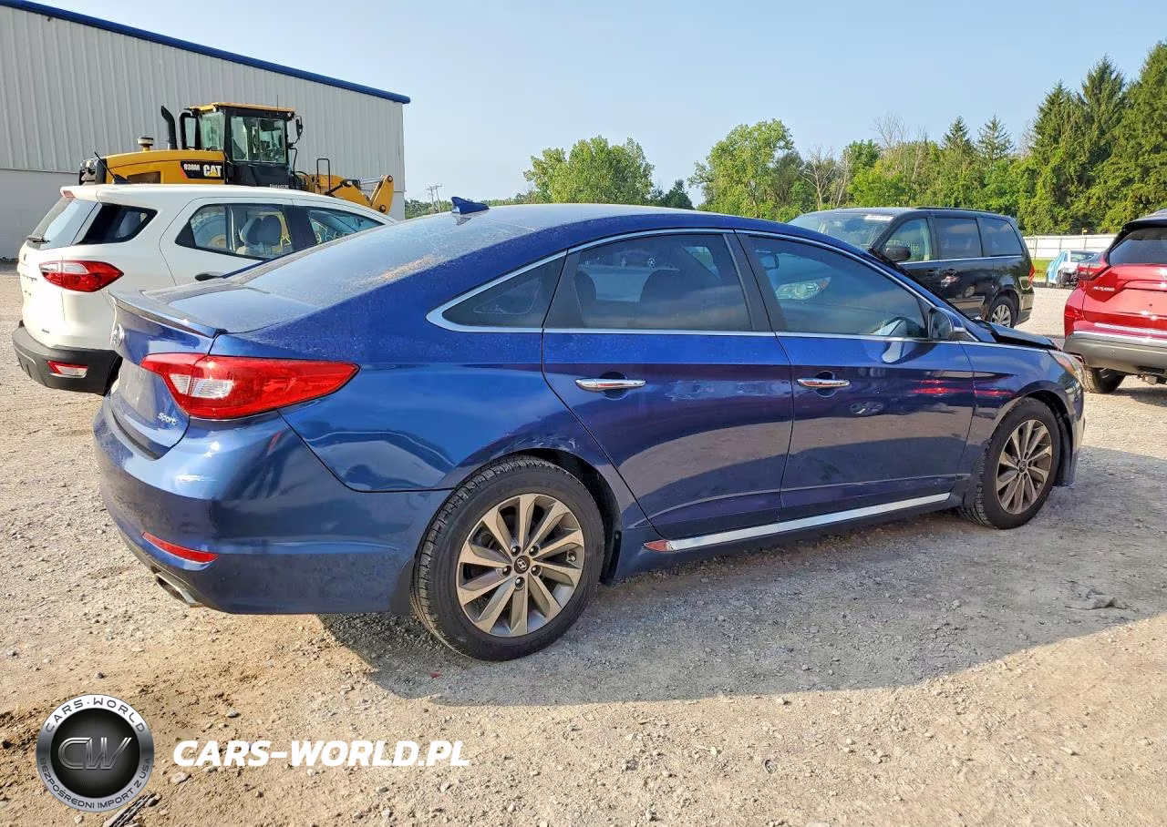 2017 Hyundai Sonata Sport VIN:5NPE34AF4HH477939 - 3