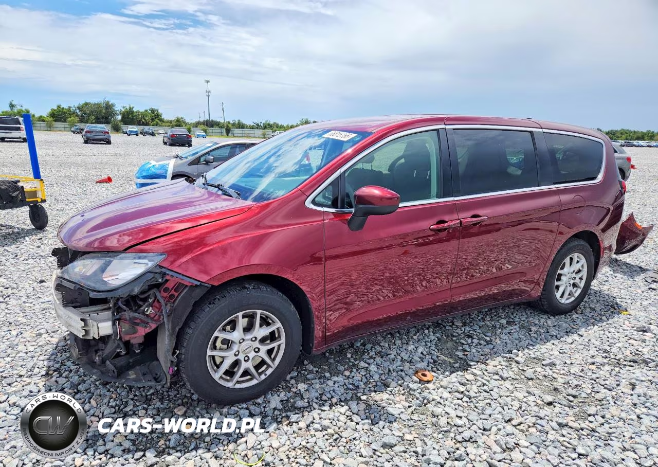 2022 Chrysler Voyager Lx VIN:2C4RC1CG3NR226964 - 1