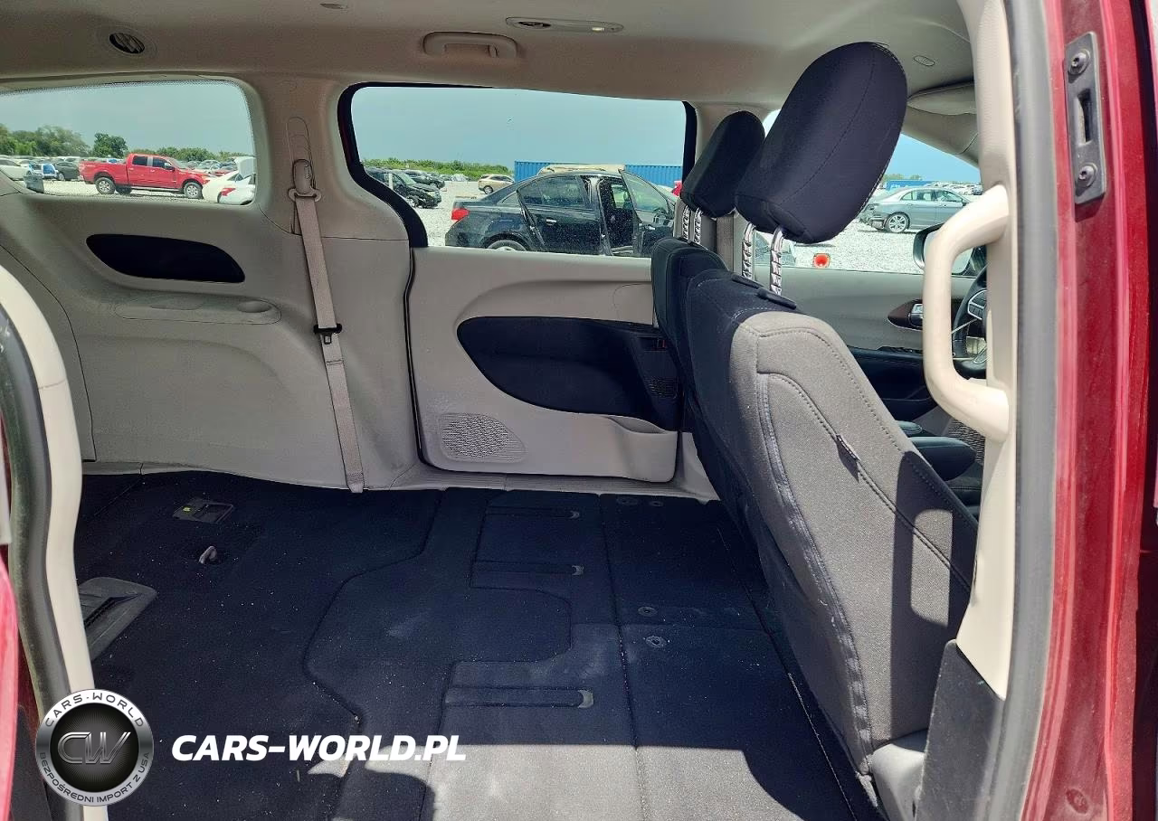 2022 Chrysler Voyager Lx VIN:2C4RC1CG3NR226964 - 11