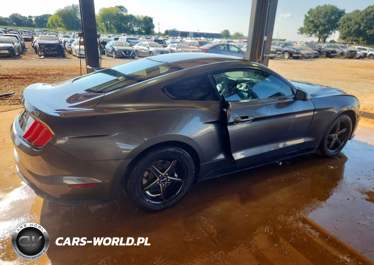 2018 Ford Mustang VIN:1FA6P8TH3J5101971 - 3