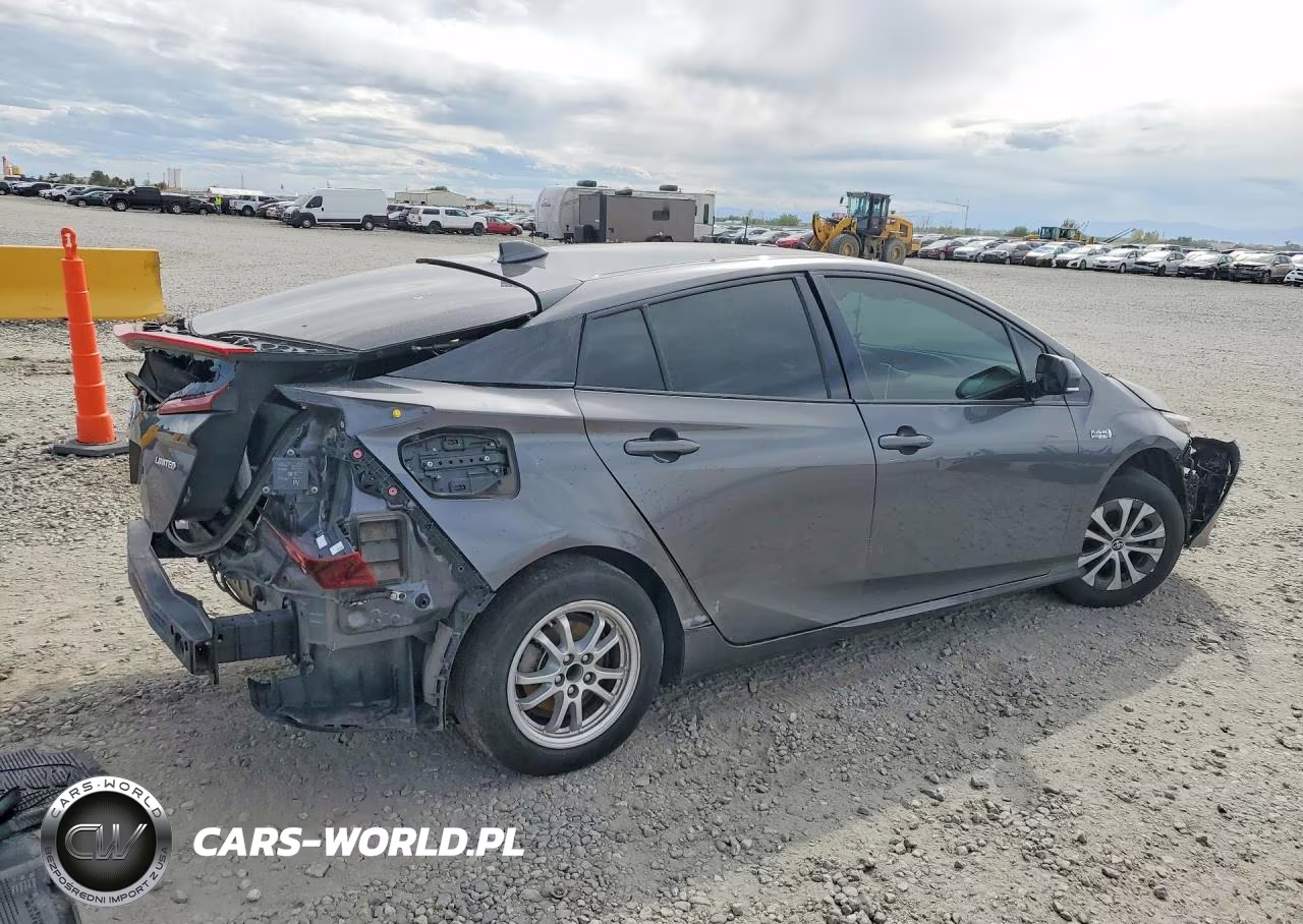 2020 Toyota Prius Prime Limited VIN:JTDKARFP3L3121686 - 3