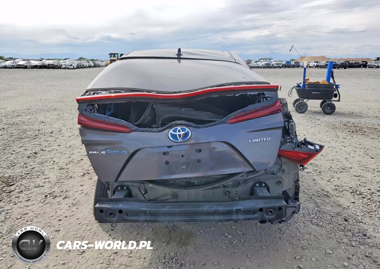 2020 Toyota Prius Prime Limited VIN:JTDKARFP3L3121686 - 6