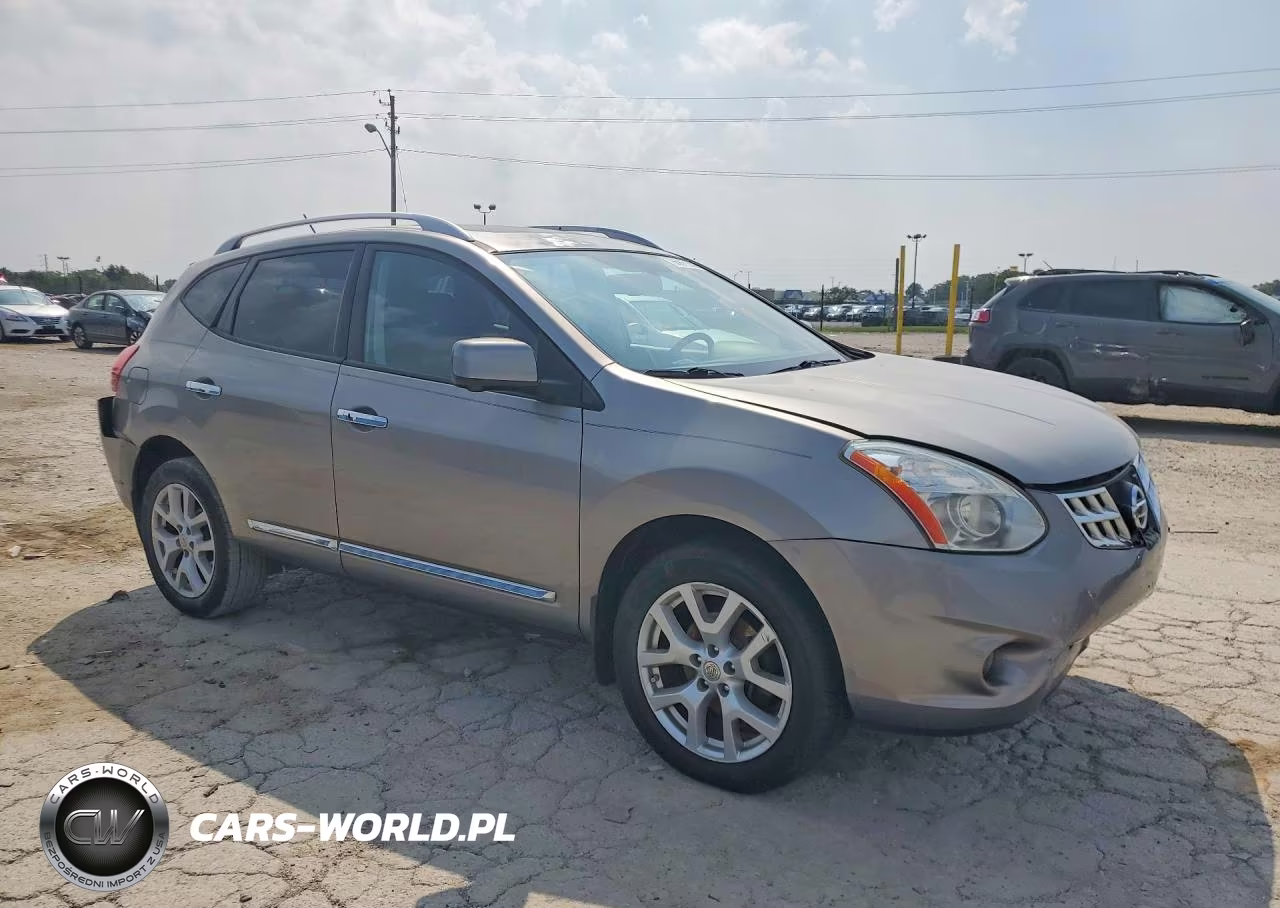 2013 Nissan Rogue S VIN:JN8AS5MT6DW009597 - 4