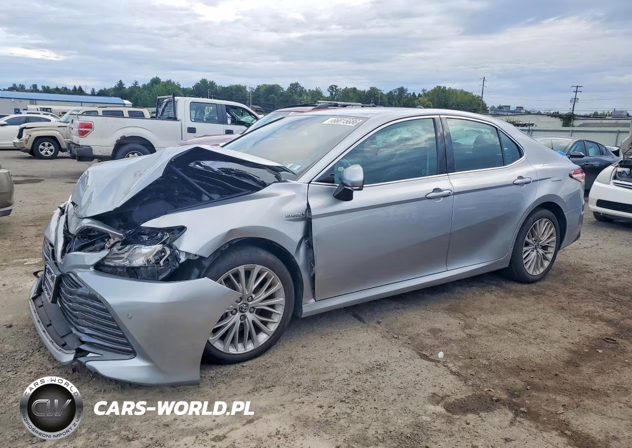2018 Toyota Camry Hybrid Xle