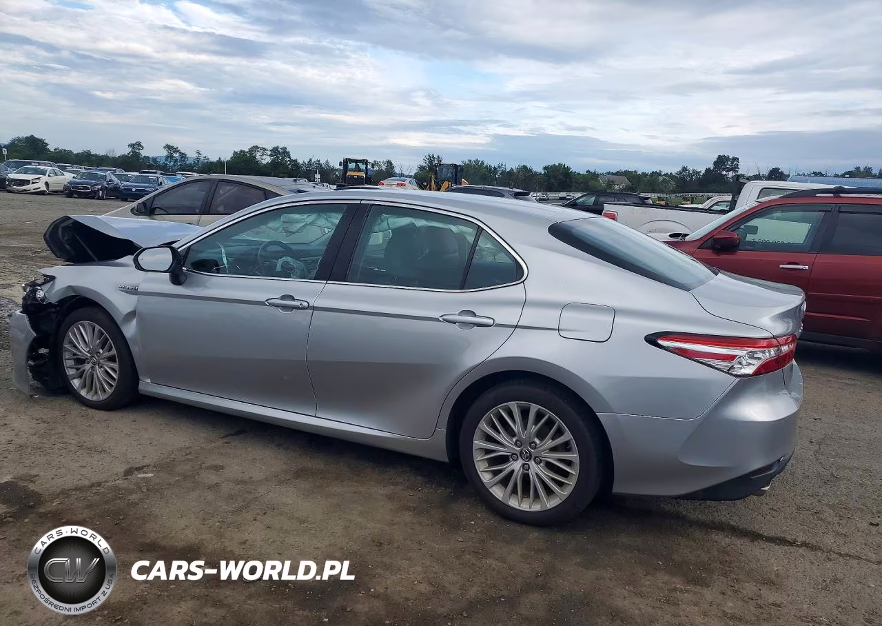 2018 Toyota Camry Hybrid Xle VIN:4T1B21HK2JU505445 - 2