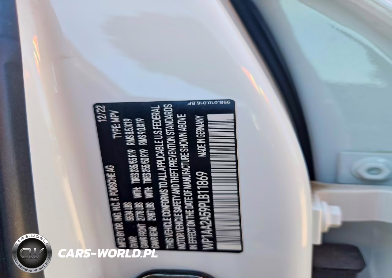 2023 Porsche Macan Base VIN:WP1AA2A59PLB11869 - 13