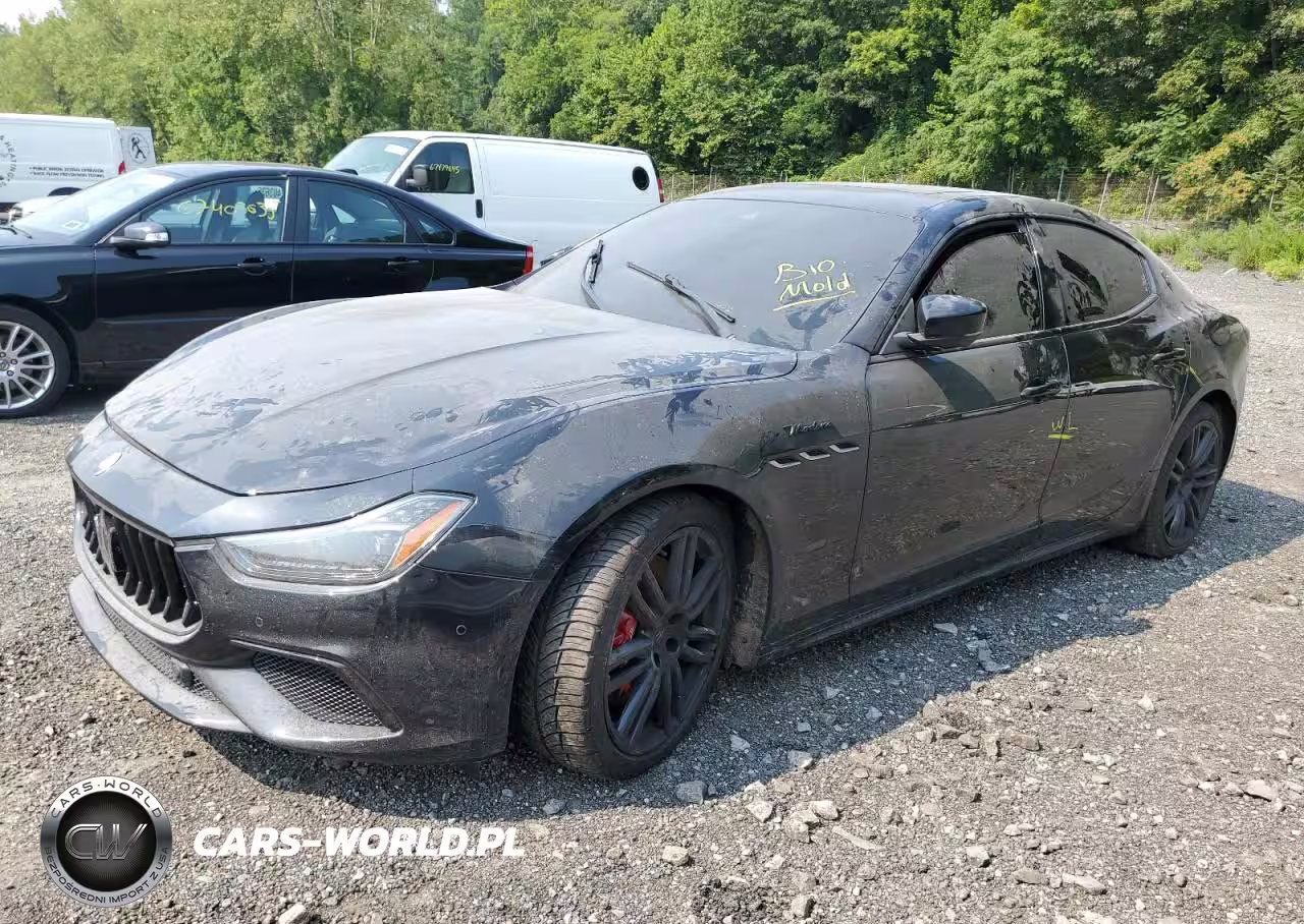 2023 Maserati Ghibli Modena