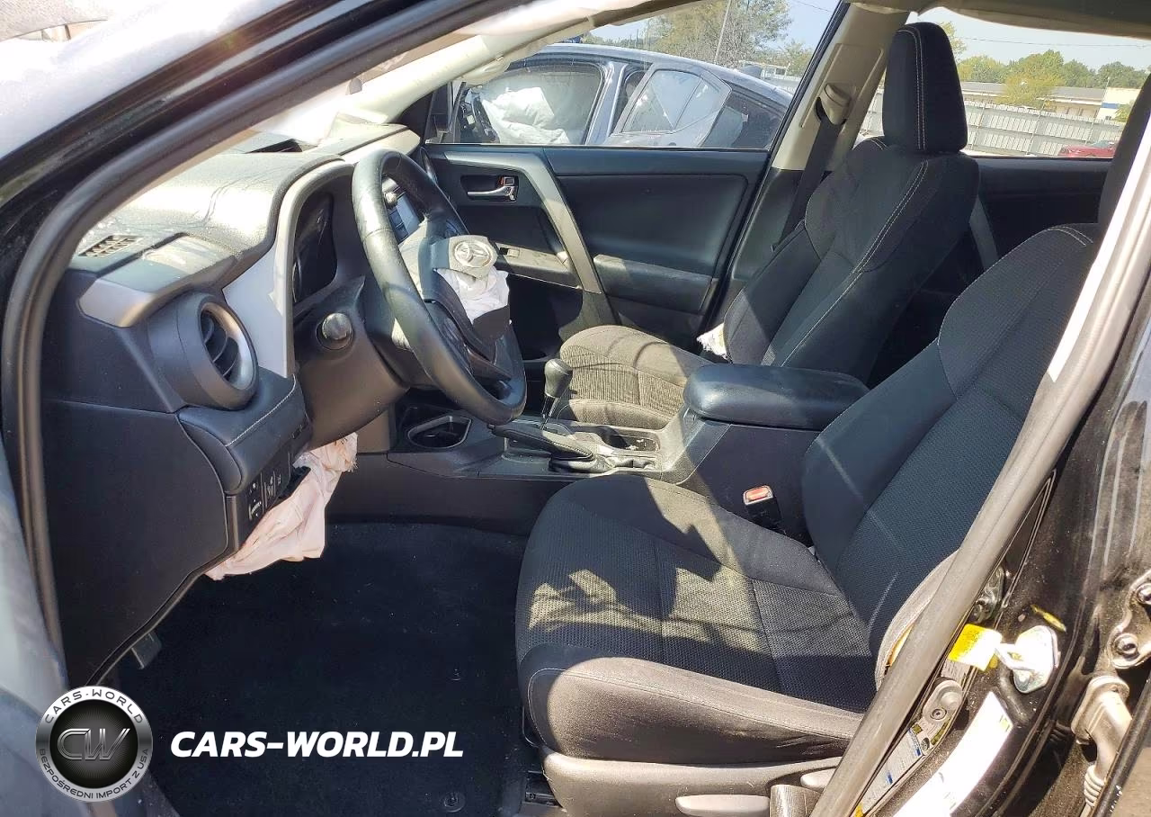 2018 Toyota Rav4 Xle VIN:2T3RFREV7JW828896 - 7