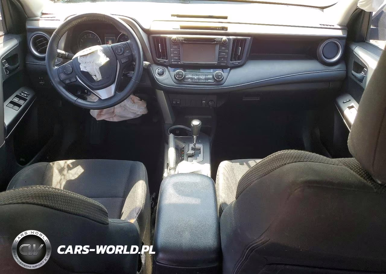 2018 Toyota Rav4 Xle VIN:2T3RFREV7JW828896 - 8