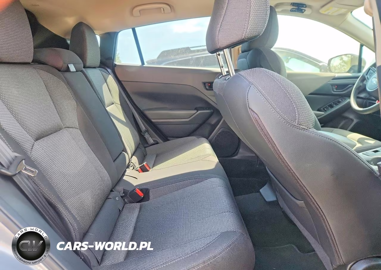 2024 Subaru Crosstrek Premium VIN:JF2GUADC2RH358830 - 10