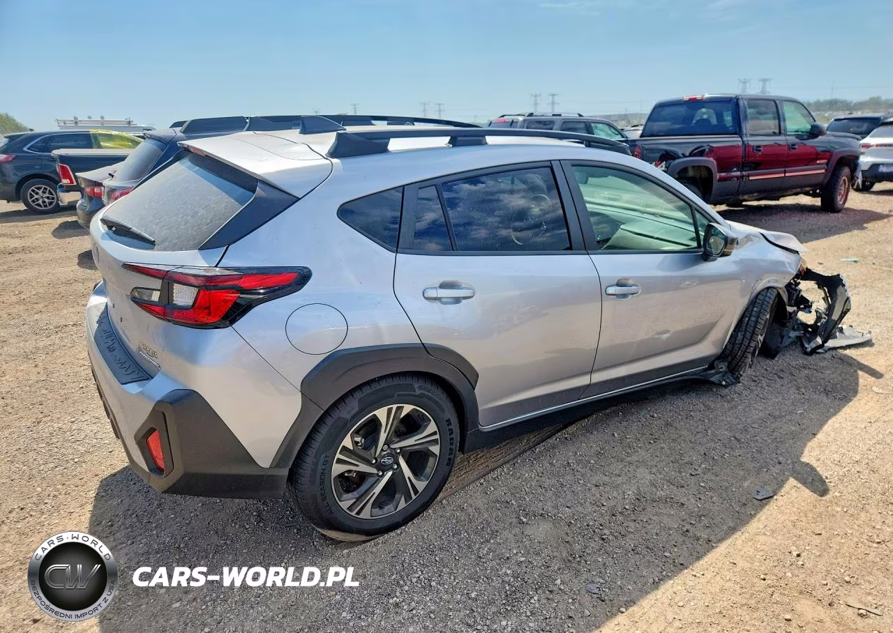 2024 Subaru Crosstrek Premium VIN:JF2GUADC2RH358830 - 3