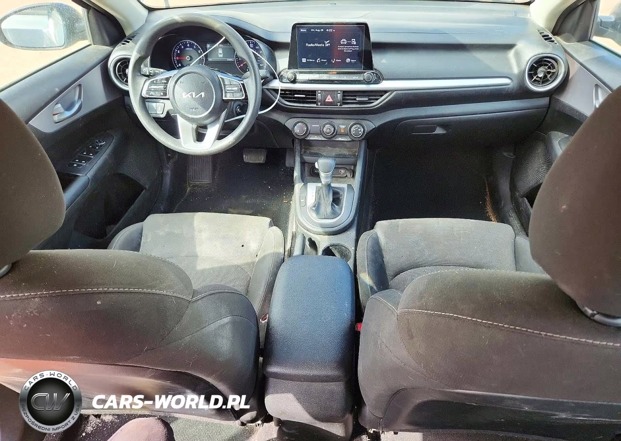 2024 Kia Forte Lx VIN:3KPF24AD7RE697698 - 8