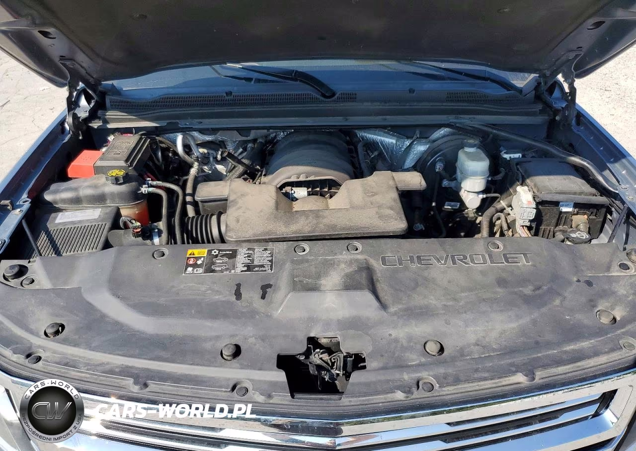 2016 Chevrolet Suburban VIN:1GNSKJKC7GR398594 - 12