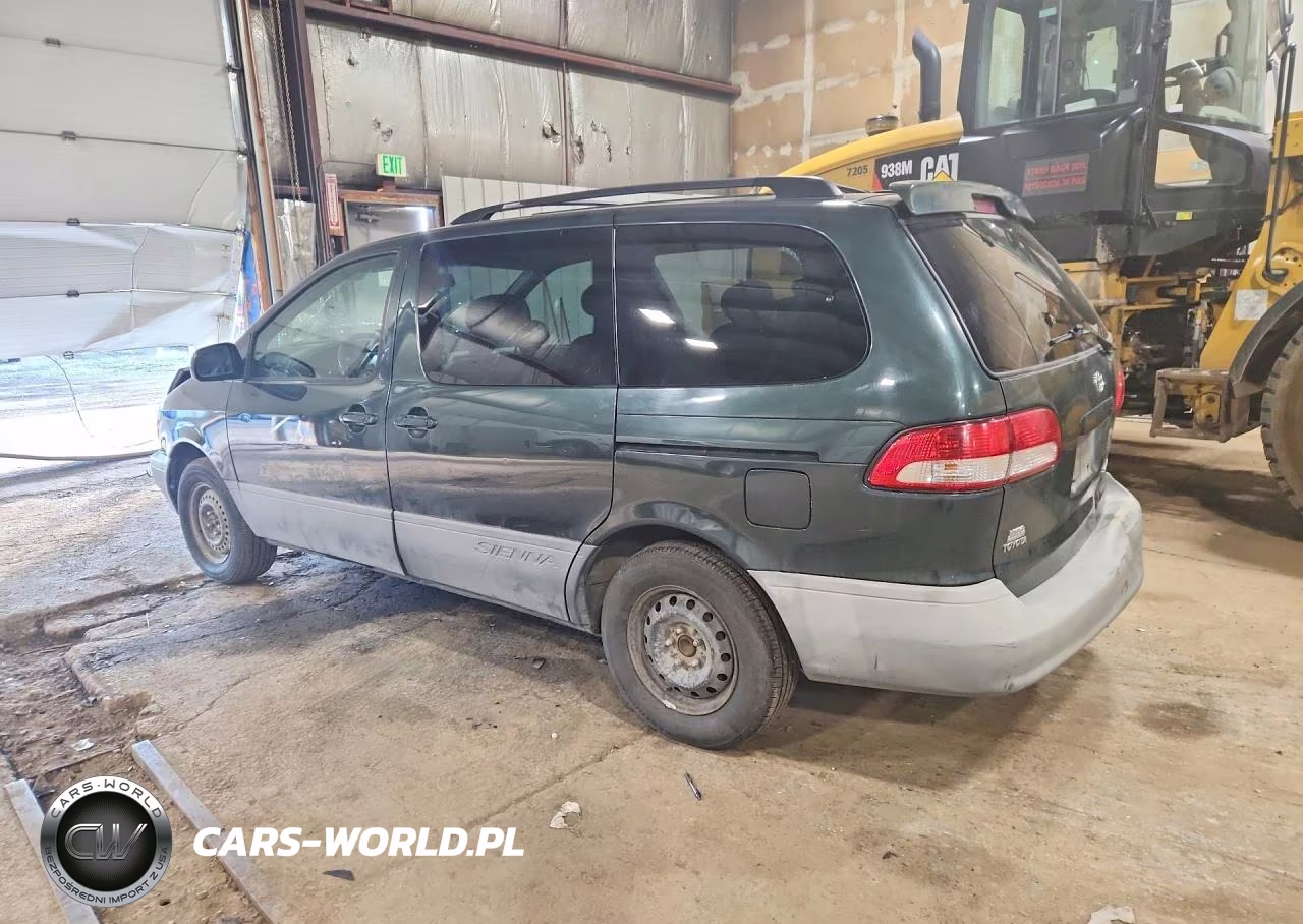 2002 Toyota Sienna Le VIN:4T3ZF13C42U457801 - 2