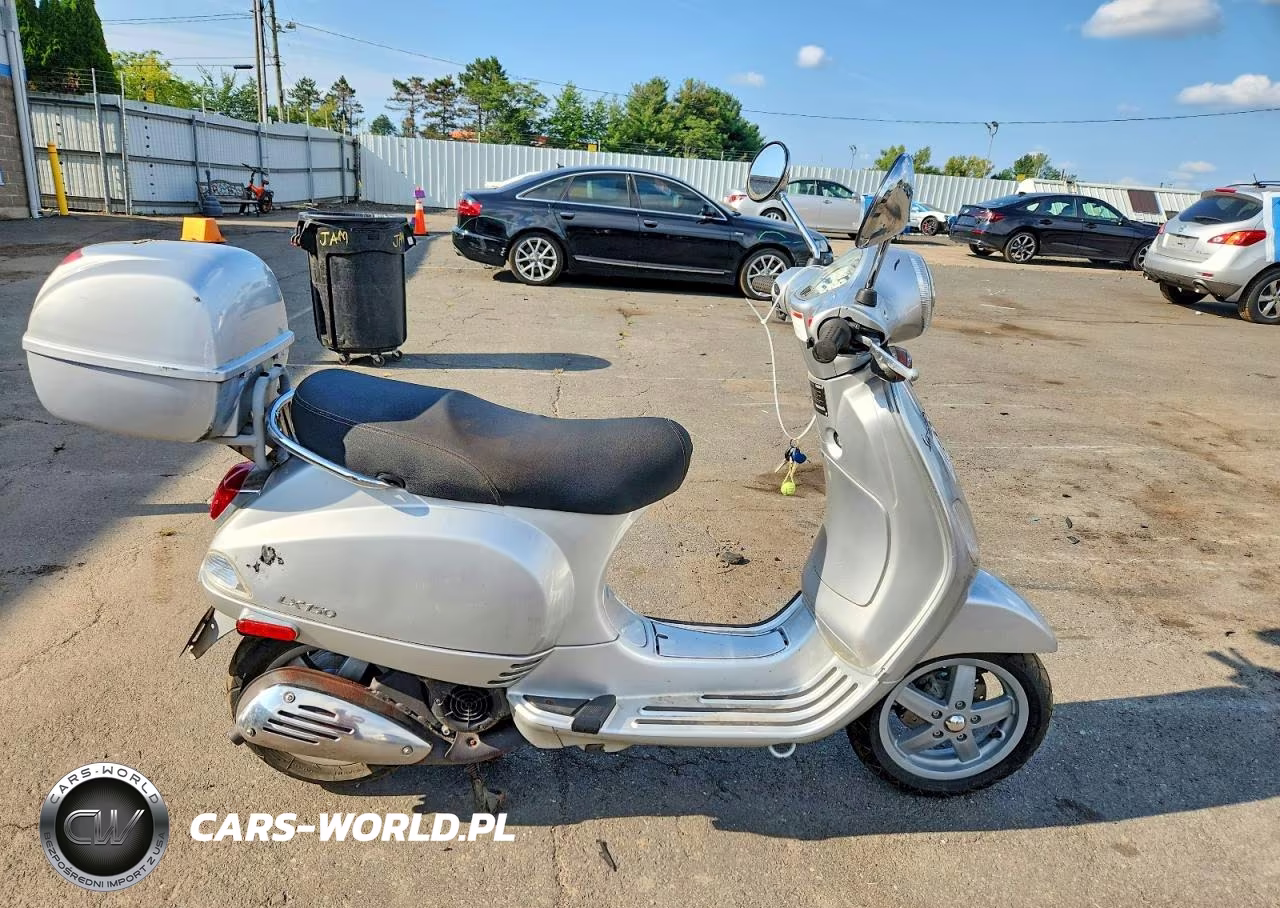 2009 Vespa Lx 150 – zdjęcie 1 z 9